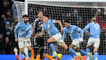 Phil Foden winner helps Man City edge Leeds in Premier League