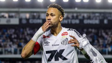 Neymar defies injury with hat trick to push Santos out of relegation zone