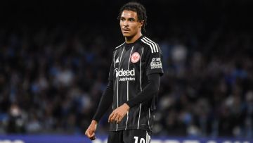 Transfer rumors, news: Arsenal eye Frankfurt's Bahoya