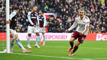 European soccer live updates: Aston Villa-Arsenal, Leeds-Liverpool
