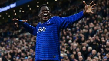 Thierno Barry off the mark as Everton beat Nottingham Forest