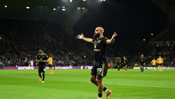 Wolves vs. Man United LIVE: Latest updates as Mount adds a third for Amorim's team