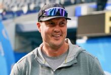 Sources: Colts to activate Philip Rivers ahead of Seahawks game