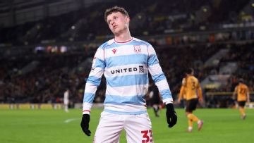 Wrexham have 'honest chat' as unbeaten run ends