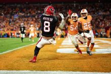 Pitts in Sharpe's company with rare 3-TD night in Falcons' win