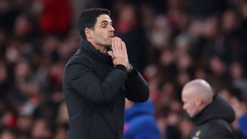 Arsenal must handle pressure better to win Premier League