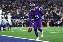 J.J. McCarthy's TD dance irks Vikings coach Kevin O'Connell