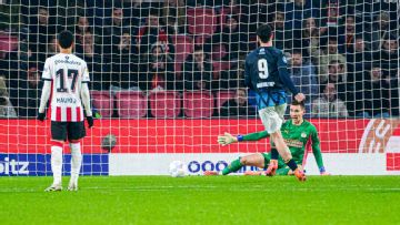 The new 'Panenka' penalty? Why Jizz Hornkamp's hop has everyone talking
