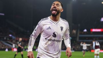 Premier League live updates: Aston Villa-Manchester United