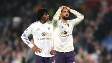 Man United's issues exposed while Aston Villa enter title race