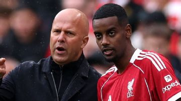 Liverpool's Alexander Isak out for 'couple of months' - Arne Slot
