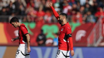 Mohamed Salah penalty saves 10-man Egypt from AFCON defeat against South Africa