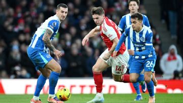 Premier League live updates: Arsenal-Brighton, Liverpool-Wolves