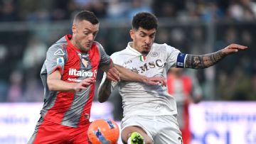 Rasmus Højlund scores twice against Jamie Vardy's Cremonese