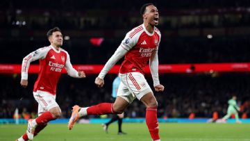 Premier League live updates: Arsenal take second half lead over Villa