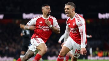 Arsenal run riot in 4-1 win over Aston Villa in top-of-the-table clash