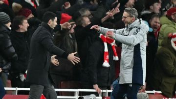 Arsenal trounce Aston Villa in 'great way to end the year'