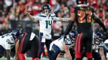 Seahawks silence 49ers in Week 18, win NFC's No. 1 seed