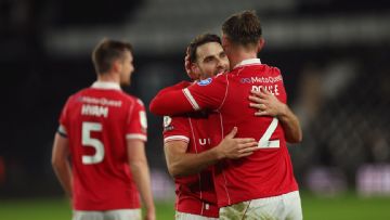 Wrexham stay hot in coach Phil Parkinson's 250th game