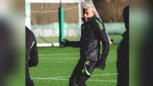 Julián Araujo sufre cambio de entrenador en Celtic