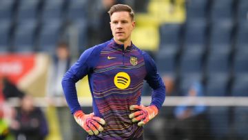 Barcelona's Marc-André ter Stegen injured amid transfer links
