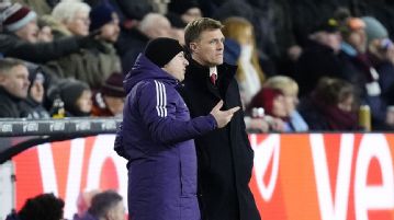 Manchester United ask Fletcher to coach in FA Cup on Sunday