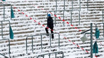 Two Bundesliga matches called off amid heavy snow in Germany