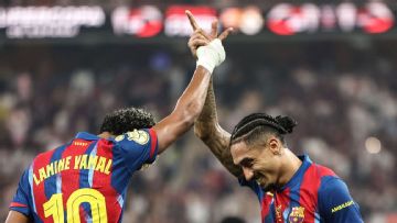 Raphinha leads Barcelona to Supercopa win over Madrid