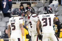 Defense carries Texans past Steelers, into divisional round