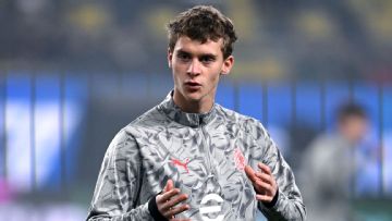 Ajax sign Zlatan Ibrahimović's son, Maximillian, from AC Milan