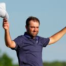 Nacho Elvira in action