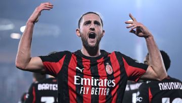 Rabiot scores twice to lead Milan to win at Como