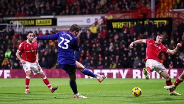 Wrexham denied by last-gasp Leicester equaliser