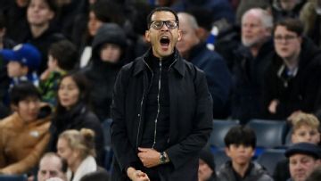 Keep, Dump or Extend: Will Chelsea back Liam Rosenior?