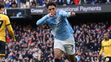 Live updates: Man City-Wolves in Premier League; Bayern, Wrexham in action