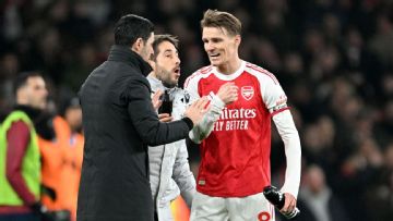 Mikel Arteta challenges 'poor' Arsenal after Man United loss