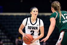Iowa's Taylor McCabe tears ACL; sister Peyton hurt in Drake game
