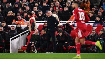 Arne Slot urges Liverpool to show UCL form in England