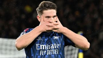 Arsenal thrash Leeds 4-0 to reinstate 7-point Premier League lead