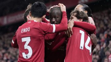 Liverpool players rally around Konaté after father's death