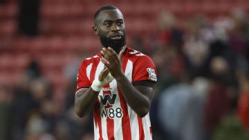 Transfer rumors, news: Liverpool eye Geertruida move