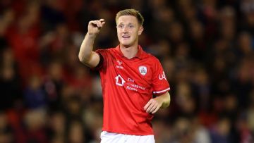 Wrexham announce transfers of Keillor-Dunn, Cadamarteri on deadline day