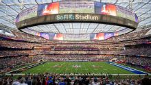 SoFi Stadium workers' union reaches deal to avoid strike during World Cup