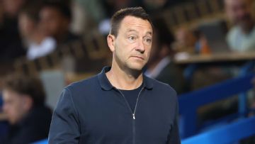 John Terry tries to film a Chelsea winner, accidentally films Arsenal winner