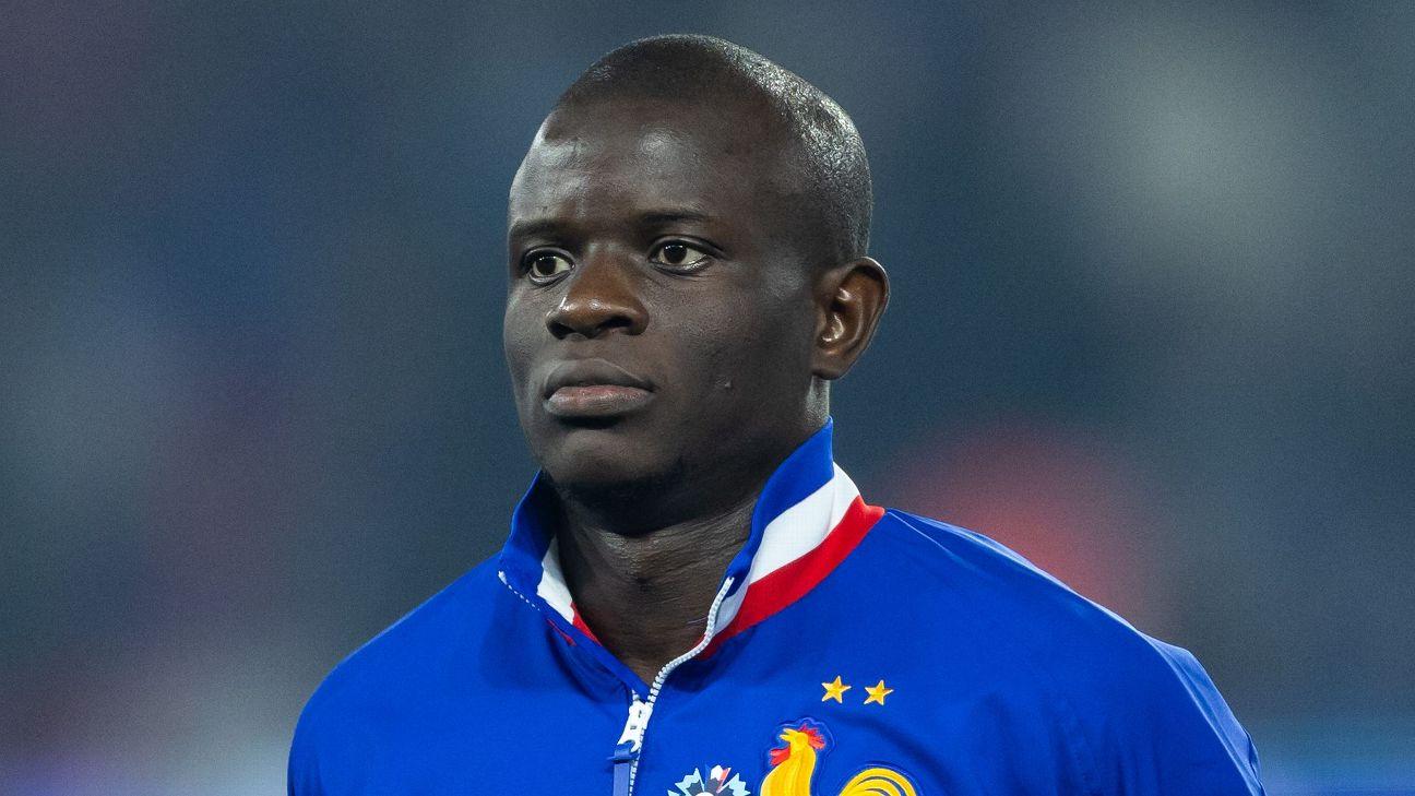 N'Golo Kanté has completed his move to Fenerbahce.