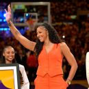 स्रोत: WNBA के पार्कर, डेले डोने HOF बनाते हैं