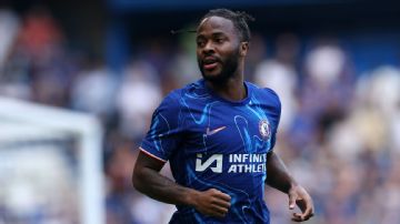 Raheem Sterling joins Feyenoord until end of season