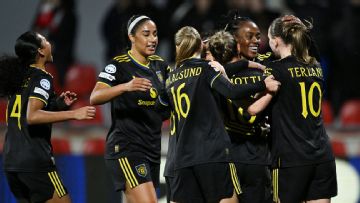 Man United dominate Atlético to close in on UWCL quarterfinals