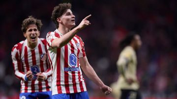 Simeone hails 'incredible' Álvarez after Atlético thrash Barcelona