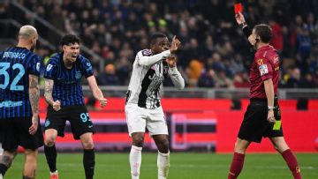 Juventus furious with 'unacceptable' referee call in Inter loss